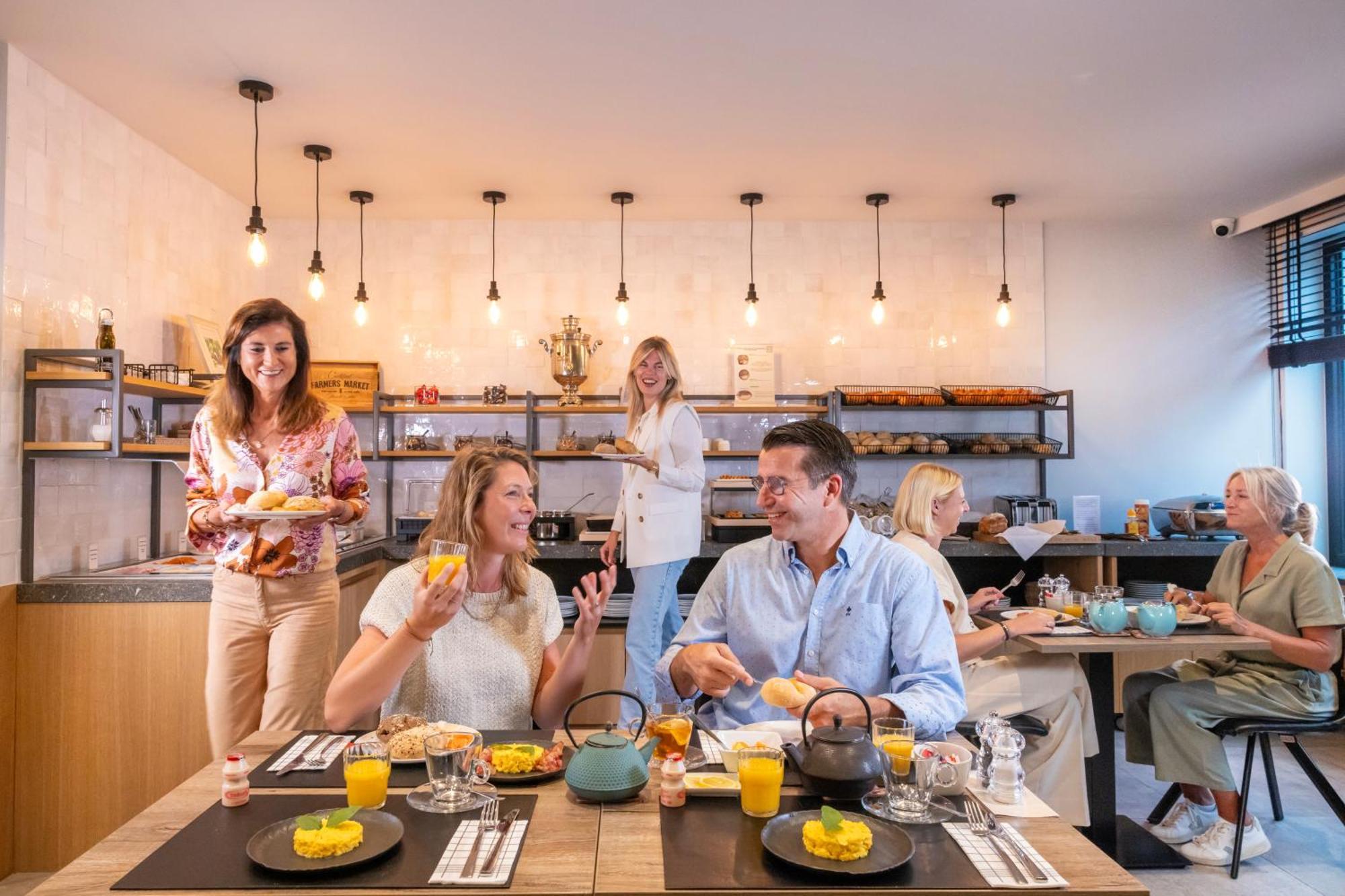 Hotel Auberge St. Pol Knokke-Heist Bagian luar foto