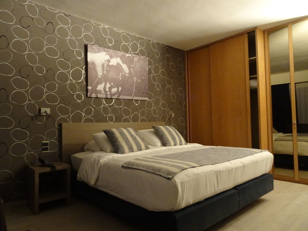 Hotel Auberge St. Pol Knokke-Heist Bagian luar foto